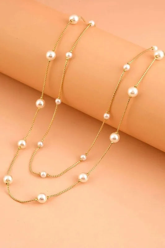 Pretty Girl Pearl Necklace