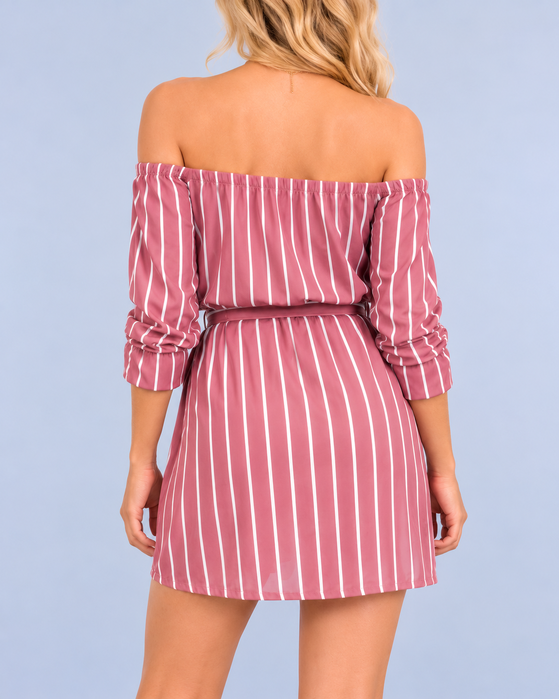 Vestido listrado ombro a ombro